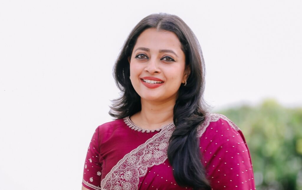 Thilini De Silva. Doctorate DSV, Stockholm University. Dean Faculty of Business NSBM Green University, Sri Lanka.